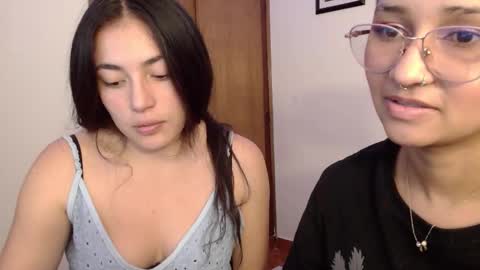 Snapshot of lia_sexycam chatting on January 12, 4:34 pm lia_sexycam online show from January 12, 4:34 pm