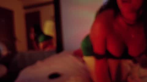 Snapshot of lia_tinez chatting on July 23, 1:58 am Lia online show from July 23, 1:58 am