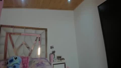 Snapshot of lia_velourt chatting on May 28, 6:54 am LIA VELOURT online show from May 28, 6:54 am