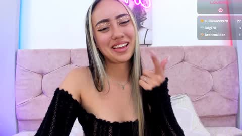 Snapshot of liaa_18 chatting on January 19, 6:53 am Liaa online show from January 19, 6:53 am