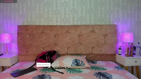 Snapshot of liaa_18 chatting on September 16, 4:02 am Liaa online show from September 16, 4:02 am