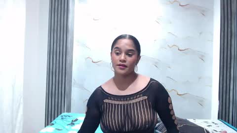 Snapshot of liaa_cams chatting on June 5, 3:13 am liaa_cams online show from June 5, 3:13 am