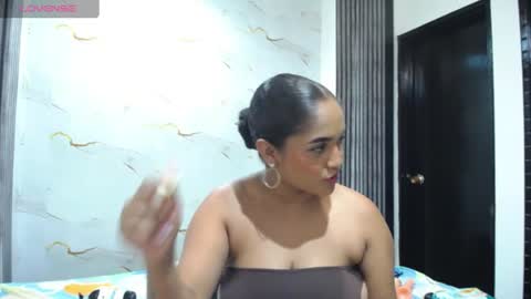 Snapshot of liaa_cams chatting on July 2, 3:23 am liaa_cams online show from July 2, 3:23 am