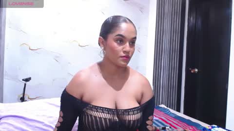 Snapshot of liaa_cams chatting on July 17, 3:02 am liaa_cams online show from July 17, 3:02 am