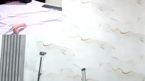 Snapshot of liaa_cams chatting on July 23, 3:15 am liaa_cams online show from July 23, 3:15 am