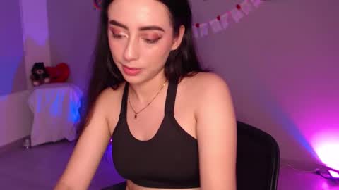   lia  online show from March 29, 2:55 am