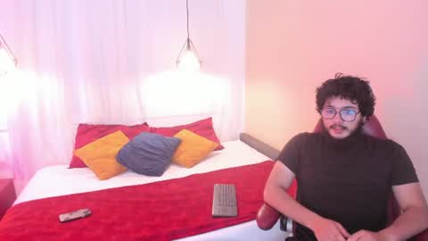 Snapshot of liabell_ chatting on July 6, 7:05 pm Lia Bell online show from July 6, 7:05 pm