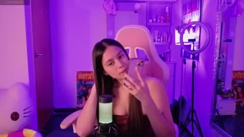 Snapshot of liabutera chatting on June 18, 10:36 pm Lia Butera online show from June 18, 10:36 pm
