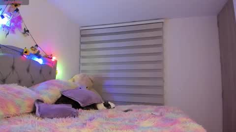 Snapshot of liahkimi chatting on February 12, 2:17 am Lia online show from February 12, 2:17 am