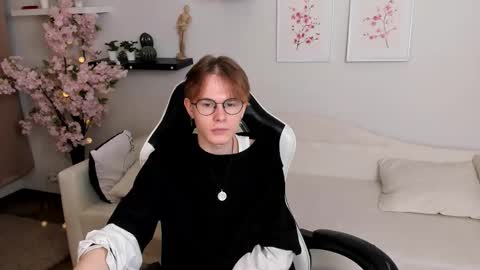 LIAM online show from March 21, 5:34 am