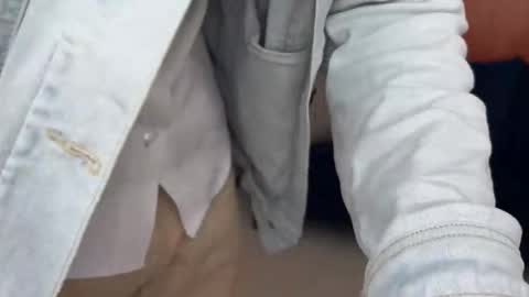 Liam online show from November 30, 4:44 pm