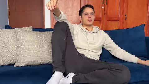 Liam online show from January 16, 1:04 pm