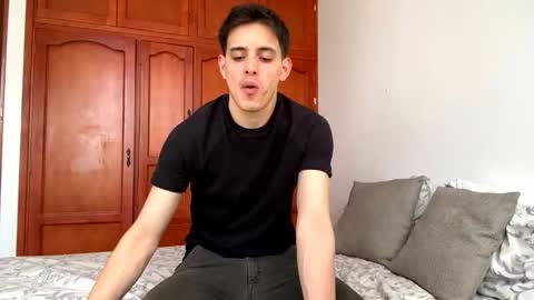 Liam online show from March 1, 6:21 pm