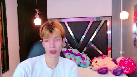 liam_green1 online show from February 15, 12:58 pm