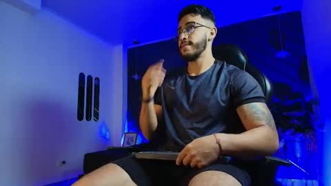 LIAM KLEIN online show from April 14, 11:16 am