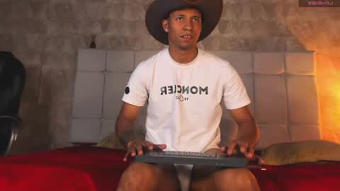 Snapshot of liam_mush chatting on June 25, 10:25 pm liam mush online show from June 25, 10:25 pm