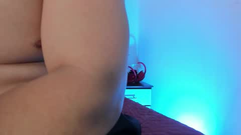 Call me Lian online show from April 9, 12:10 pm