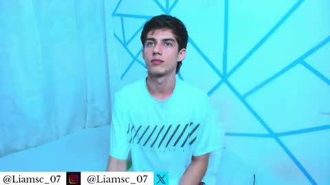 Liam scott77 online show from April 7, 11:37 pm