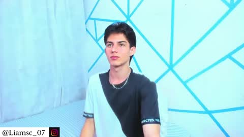 Liam scott77 online show from June 6, 2:33 pm