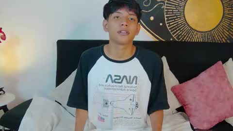 Liam online show from February 18, 8:16 pm