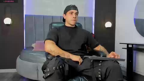 Liam online show from September 12, 8:20 pm