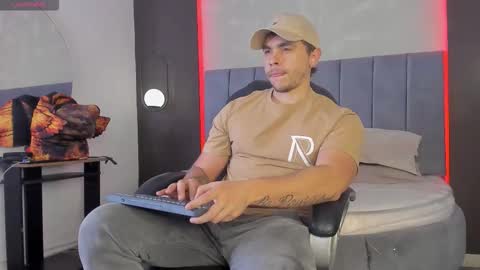 Liam online show from March 5, 10:17 pm