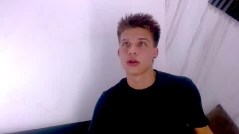 liam_york online show from February 26, 5:45 pm