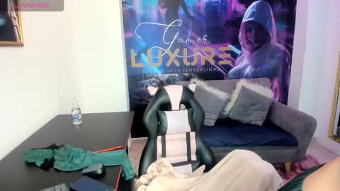 Lia online show from October 31, 2:18 pm