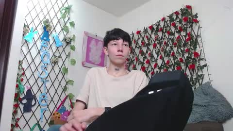 Liam  online show from March 30, 7:15 pm