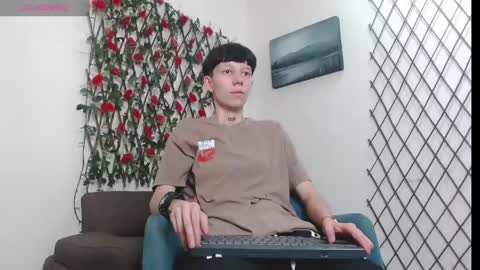 Snapshot of liambrown09 chatting on May 9, 7:30 pm Liam online show from May 9, 7:30 pm