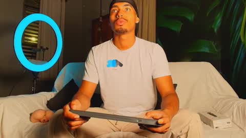 Liam Byrne online show from December 18, 4:18 am