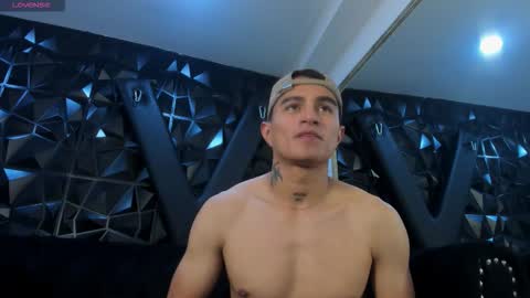 LiamDeep online show from March 20, 9:08 pm