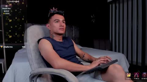 Snapshot of liamdeep_ chatting on May 15, 11:45 pm LiamDeep online show from May 15, 11:45 pm