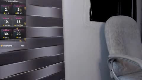 Snapshot of liamdeep_ chatting on May 16, 12:40 am LiamDeep online show from May 16, 12:40 am