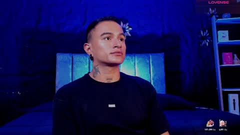 Snapshot of liamdeep_ chatting on June 8, 8:20 pm LiamDeep online show from June 8, 8:20 pm