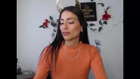 Lia Miller online show from December 12, 4:43 pm