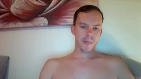 LiamRose online show from December 9, 7:39 pm