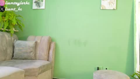 Tell me Liam online show from January 26, 9:29 pm