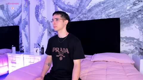 Liam online show from March 3, 7:09 pm