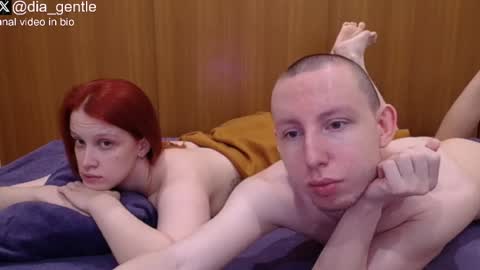 Snapshot of lian004 chatting on May 7, 12:27 am Dia and Julian online show from May 7, 12:27 am