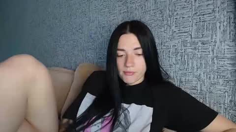 Snapshot of liana_diva chatting on June 7, 11:03 am liana_diva online show from June 7, 11:03 am