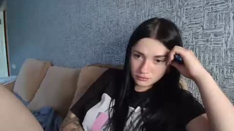 Snapshot of liana_diva chatting on July 6, 11:18 am liana_diva online show from July 6, 11:18 am