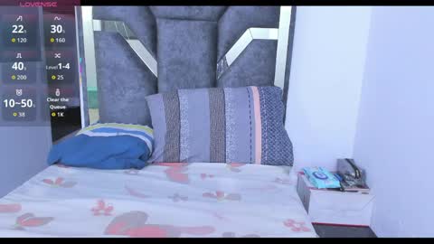 Snapshot of liana_hott chatting on March 27, 11:32 am liana_hott online show from March 27, 11:32 am