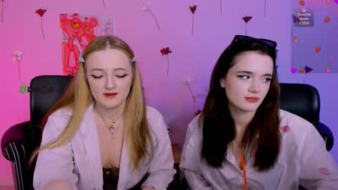 Little Liana  online show from March 28, 9:25 pm