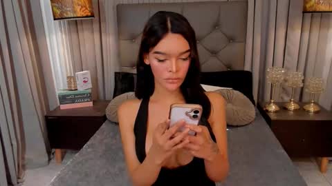 lianafoxontop online show from February 26, 8:30 pm