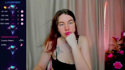 Snapshot of lianawow_ chatting on June 25, 2:11 am lianawow_ online show from June 25, 2:11 am