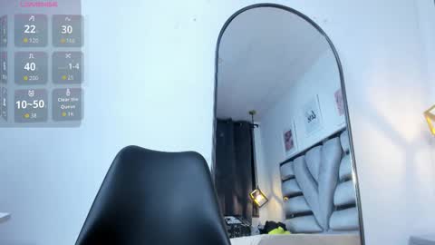 lianfox_ online show from February 15, 1:41 pm