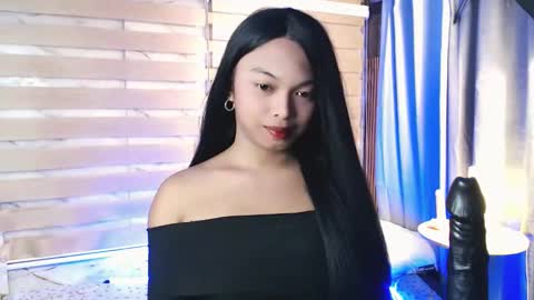 CALL ME LIANNA online show from March 16, 3:05 pm