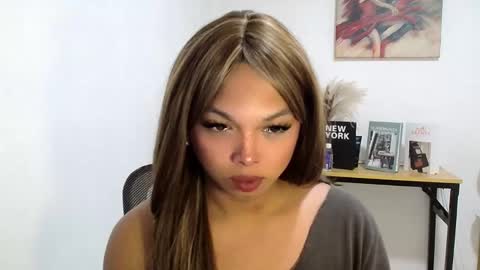 Snapshot of lianna_fox69 chatting on May 5, 8:28 pm CALL ME LIANNA online show from May 5, 8:28 pm