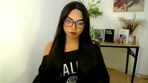 Snapshot of lianna_fox69 chatting on June 25, 2:43 pm CALL ME LIANNA online show from June 25, 2:43 pm